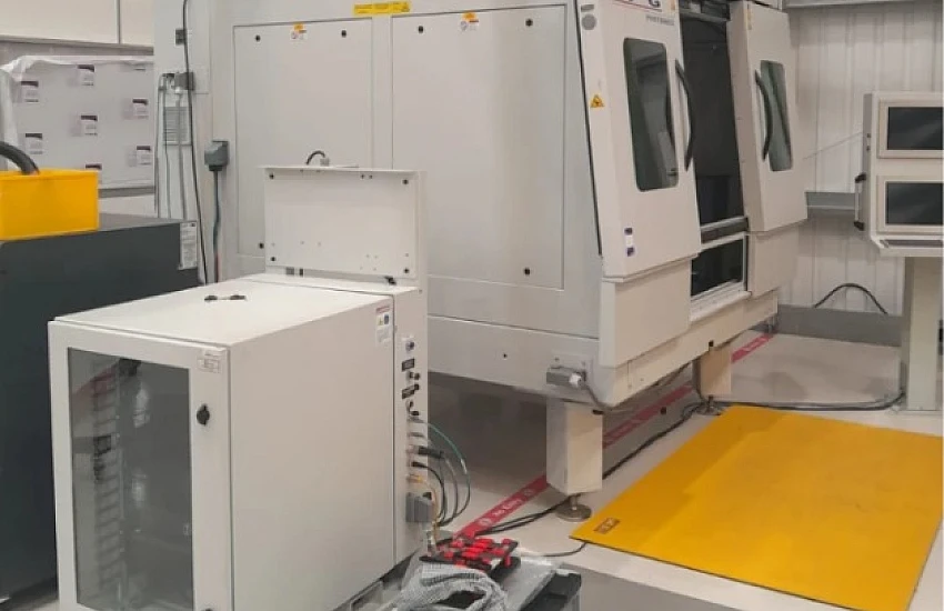 Genesis IPG YLR-1500-WC – Faserlasertechnologie
