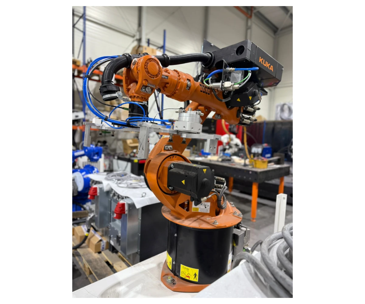 KUKA KR 16-2/FLR