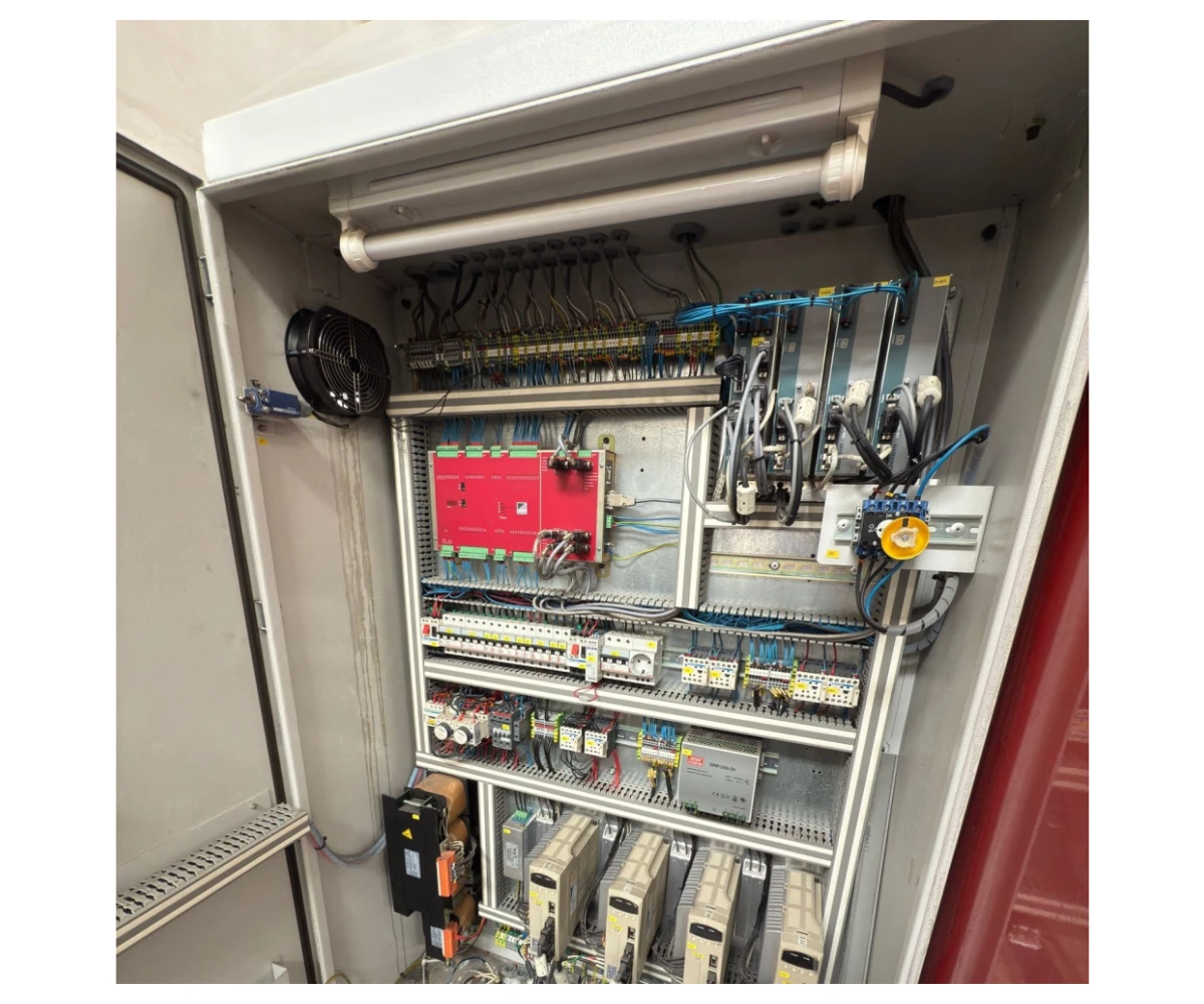 68ecf352a83a0_4862a3c8-2835-4eb6-ab5c-07bf08b3b7ff