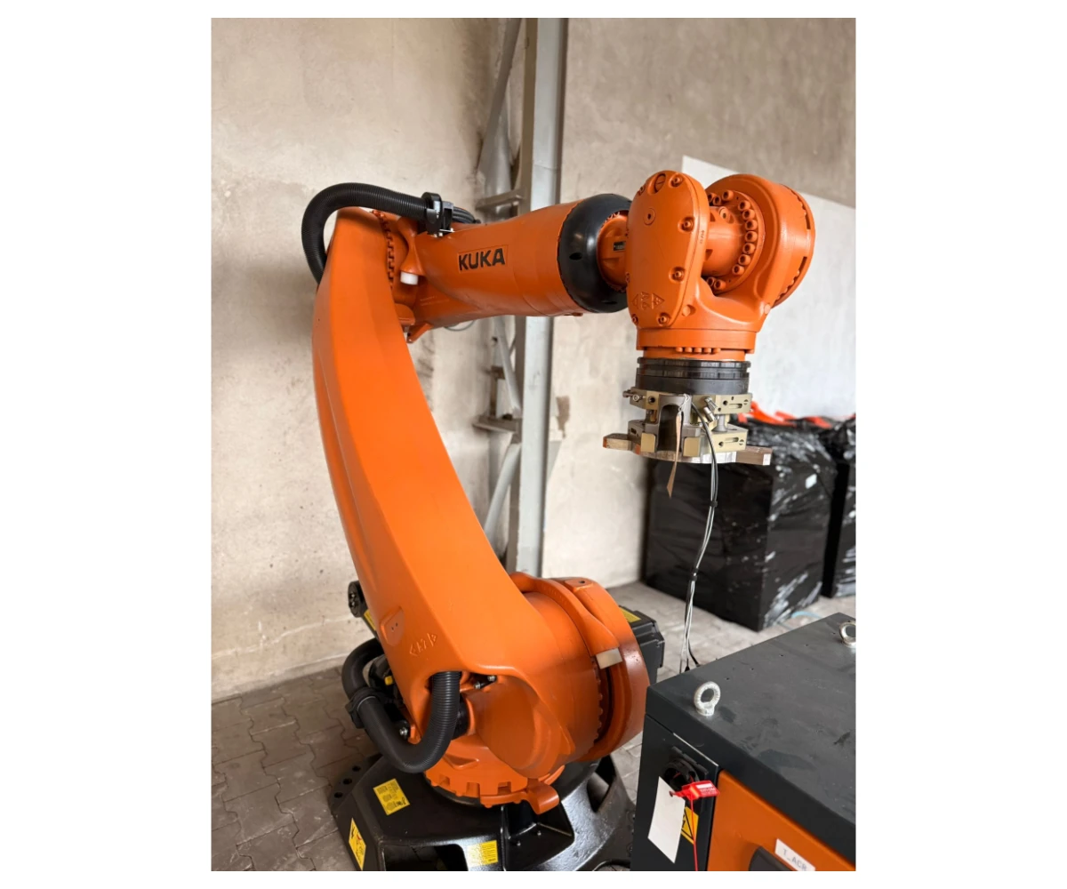 KUKA KR 240 R2900 C Ultra