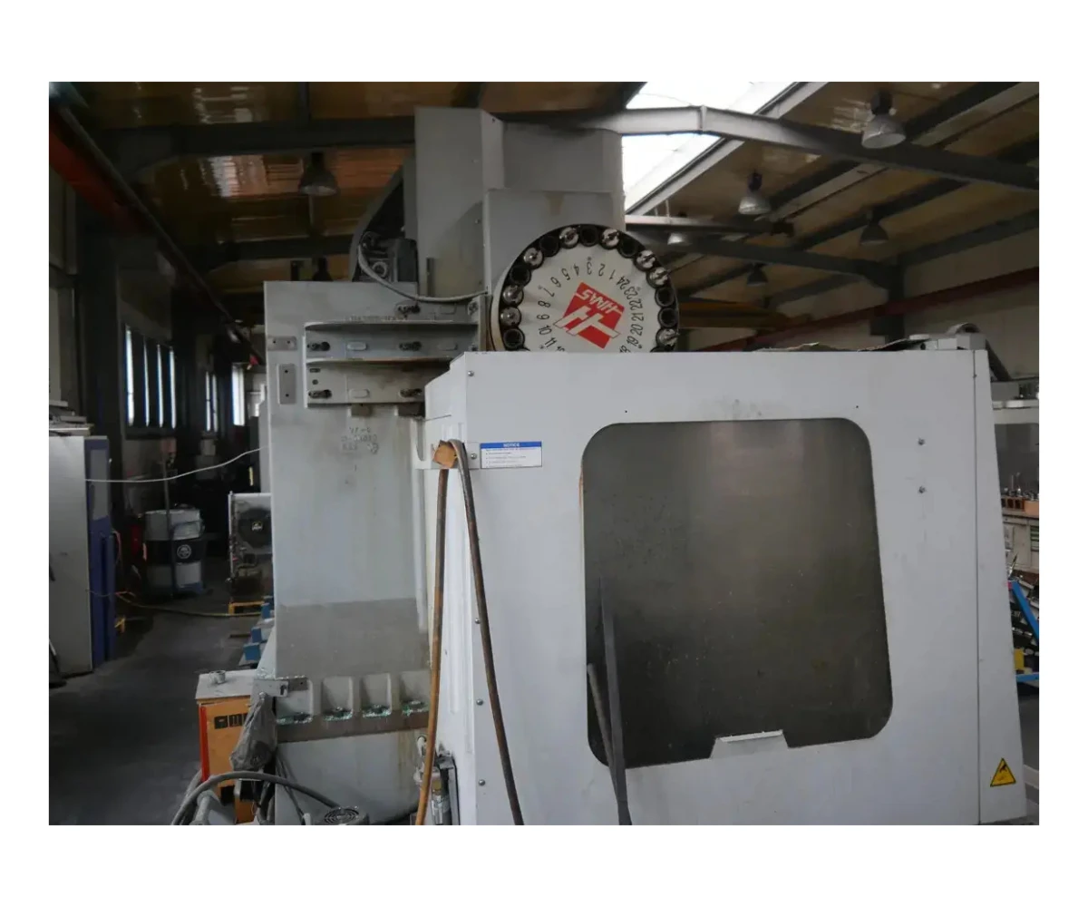 69242c5b47e7b_V18383-11_4_slide