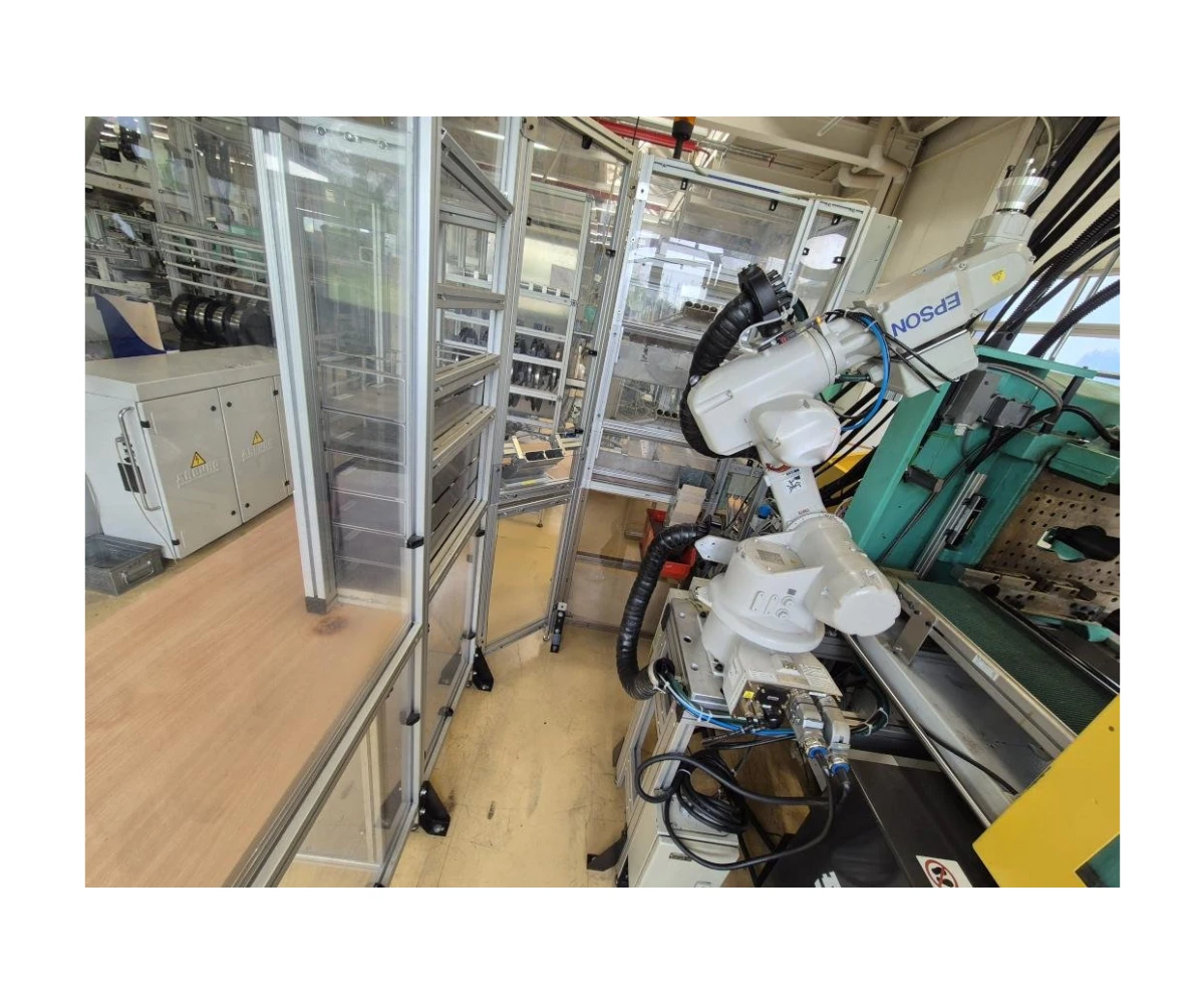 693802a66df40_00163-2