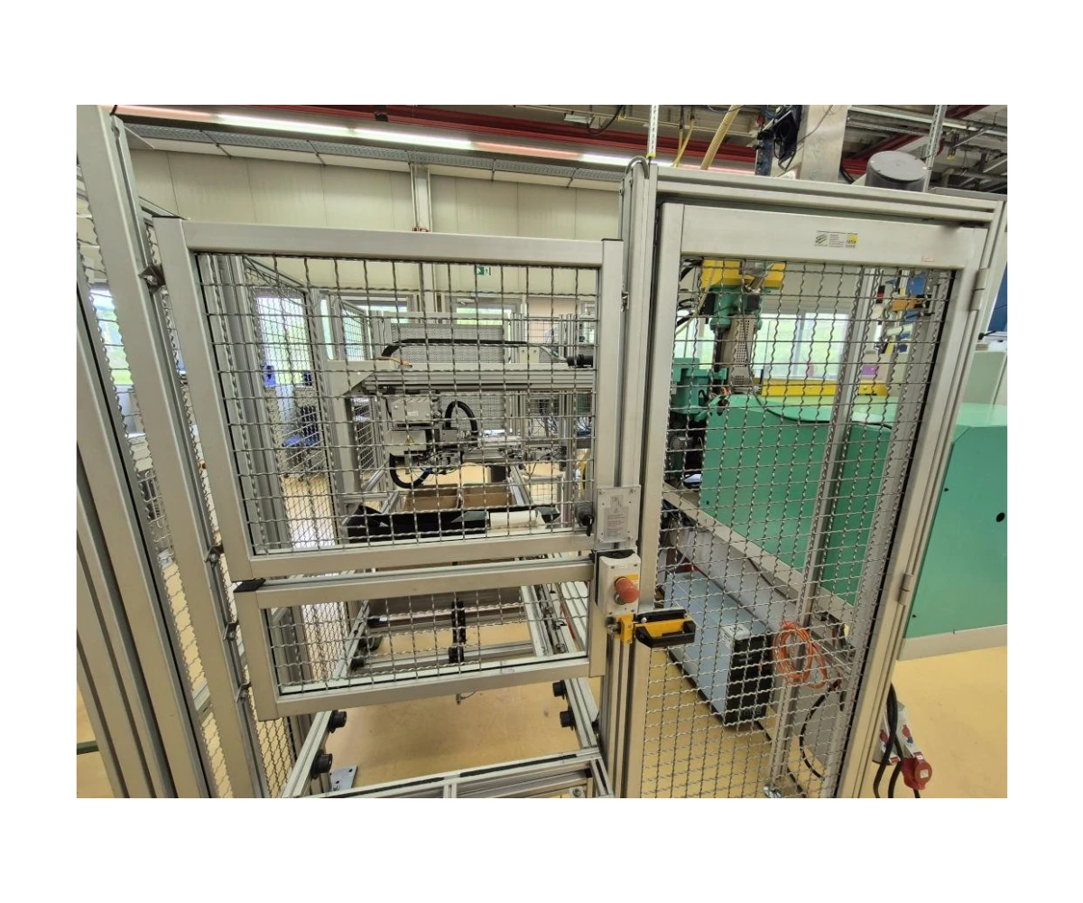 693a94018d607_00183-2