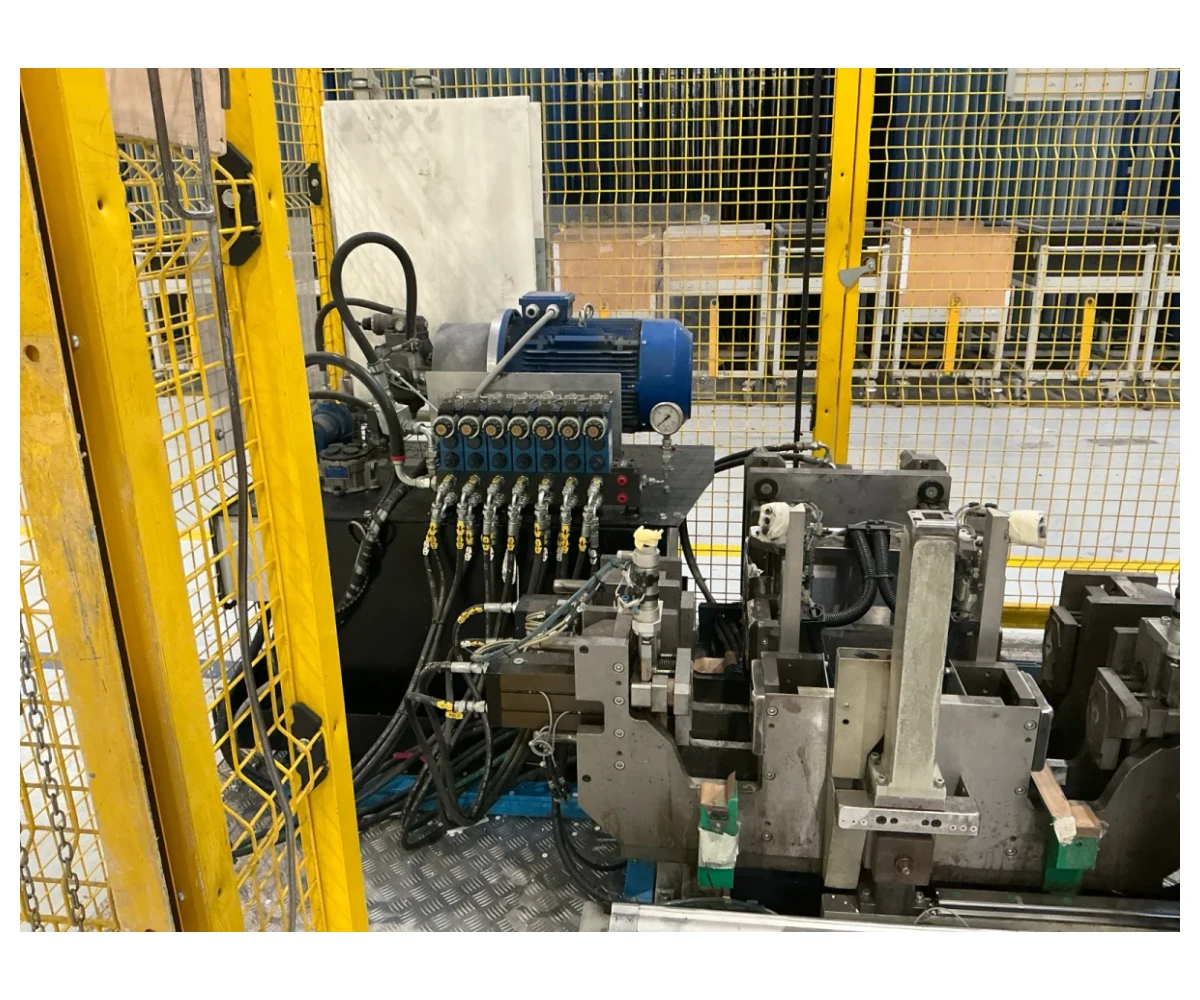 698c421c0effa_file (6)