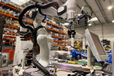 Franka Emika z kamerą – inteligentny cobot nowej generacji