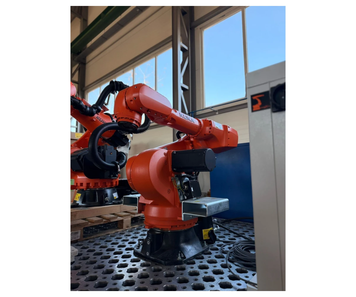 KUKA KR 70 R2100 (IONTEC)
