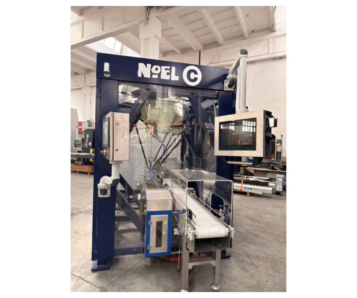 Cela z 1 robotem KAWASAKI YF003N A