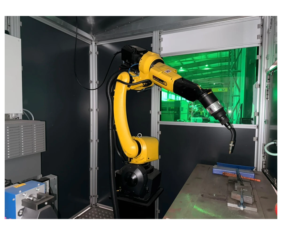 Nowa cela z robotem spawalniczy FANUC Arc Mate 100iD