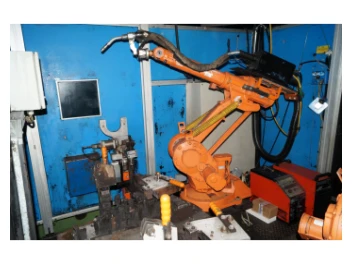 2-station cell with 2 ABB IRB 1400 welding robots